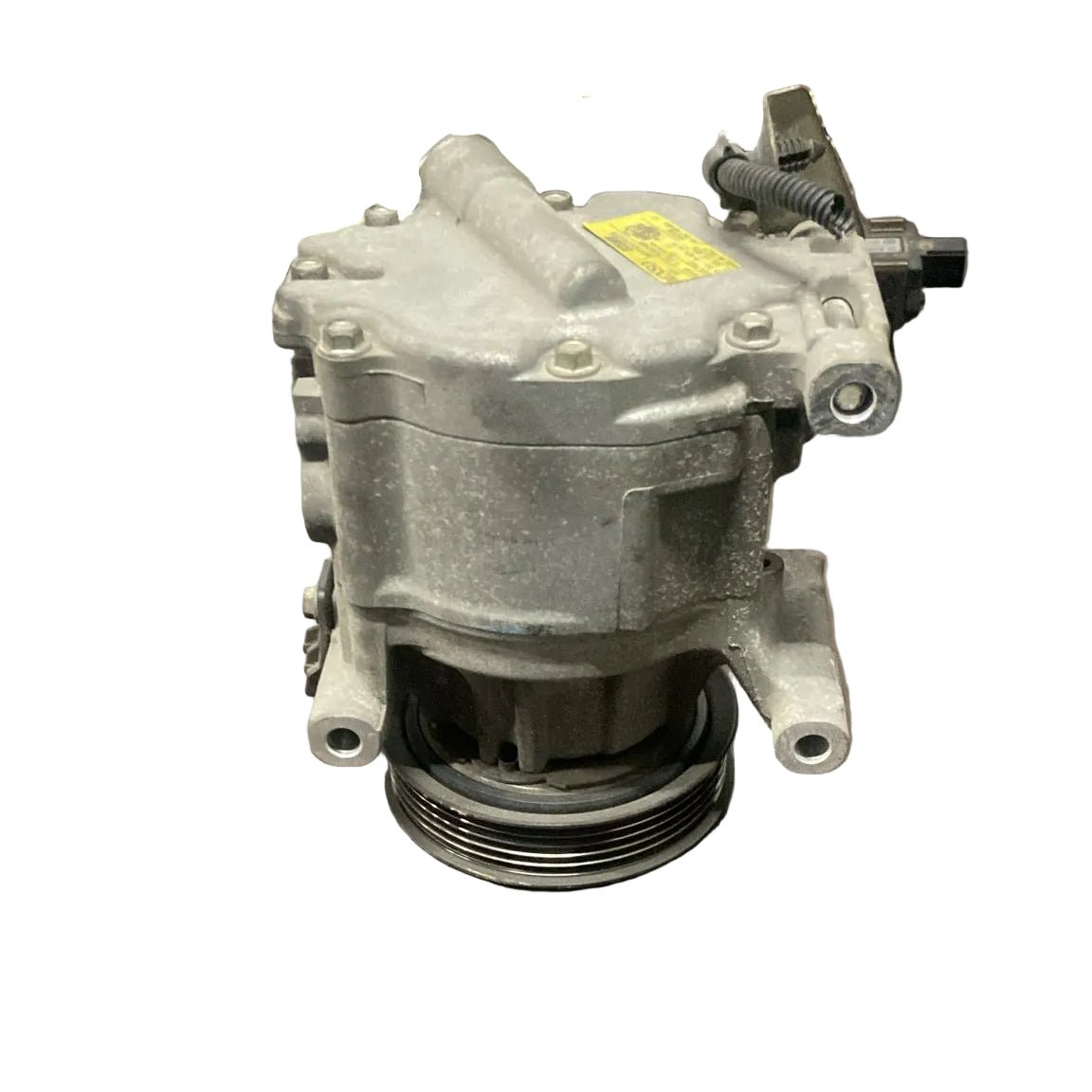 Air conditioning compressor ford ka+ code . 5a7875200 1.2 petrol (2016 > 2019) - F&P CRASH SRL - Used Parts