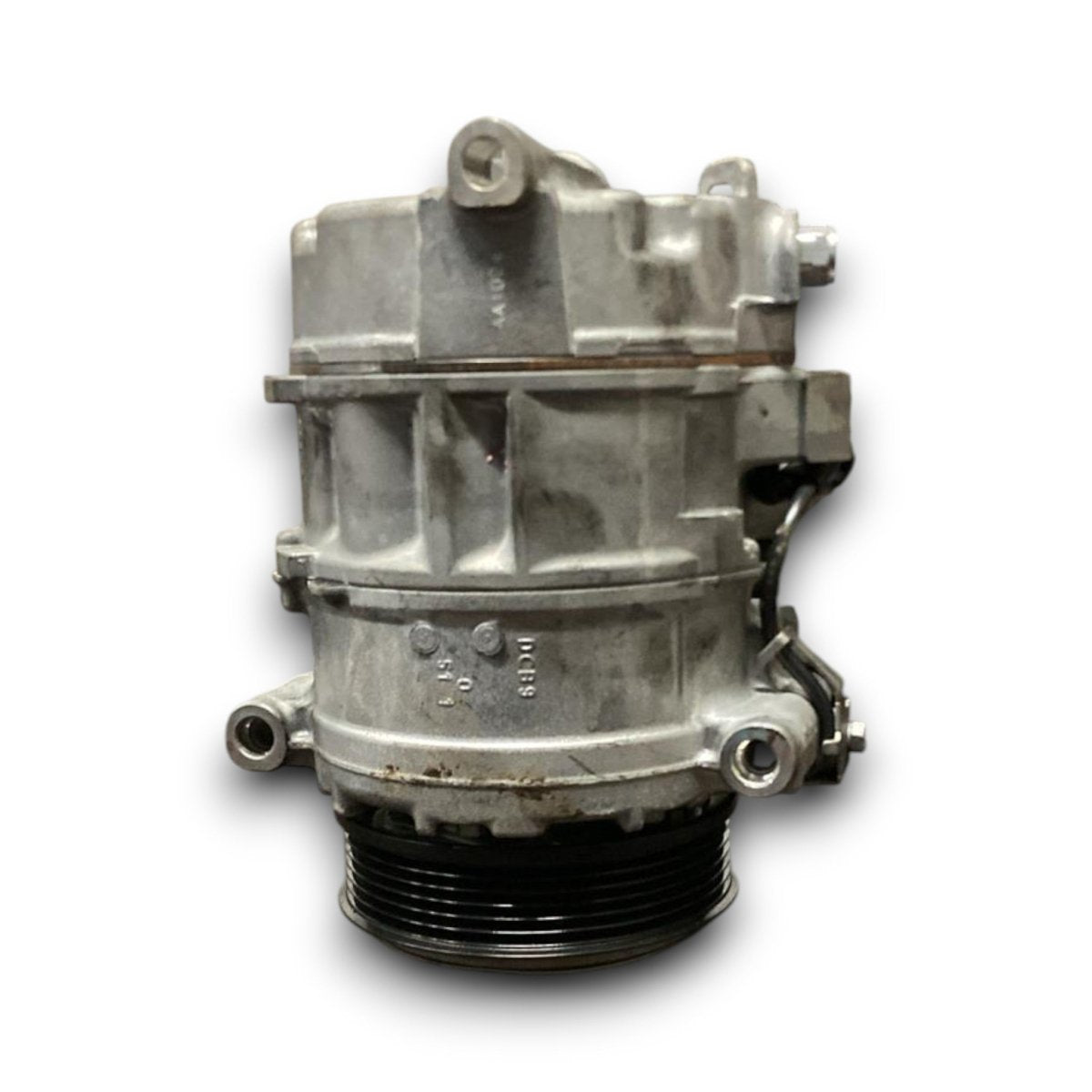 Compressore aria condizionata jaguar f - pace cod . m8a2 - 19d629 - cb 2.0 diesel (2016 >) - F&P CRASH SRL - Ricambi Usati