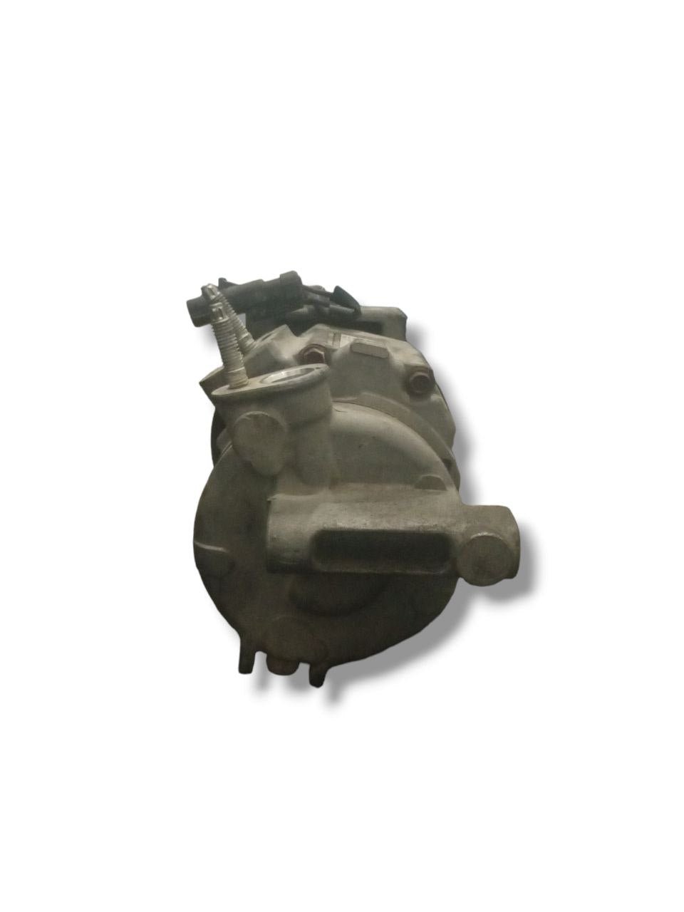 Air conditioning compressor Jeep Grand Cherokee 3.0d (2015) code: MC4472808180 - F&P CRASH SRLS - Used Parts