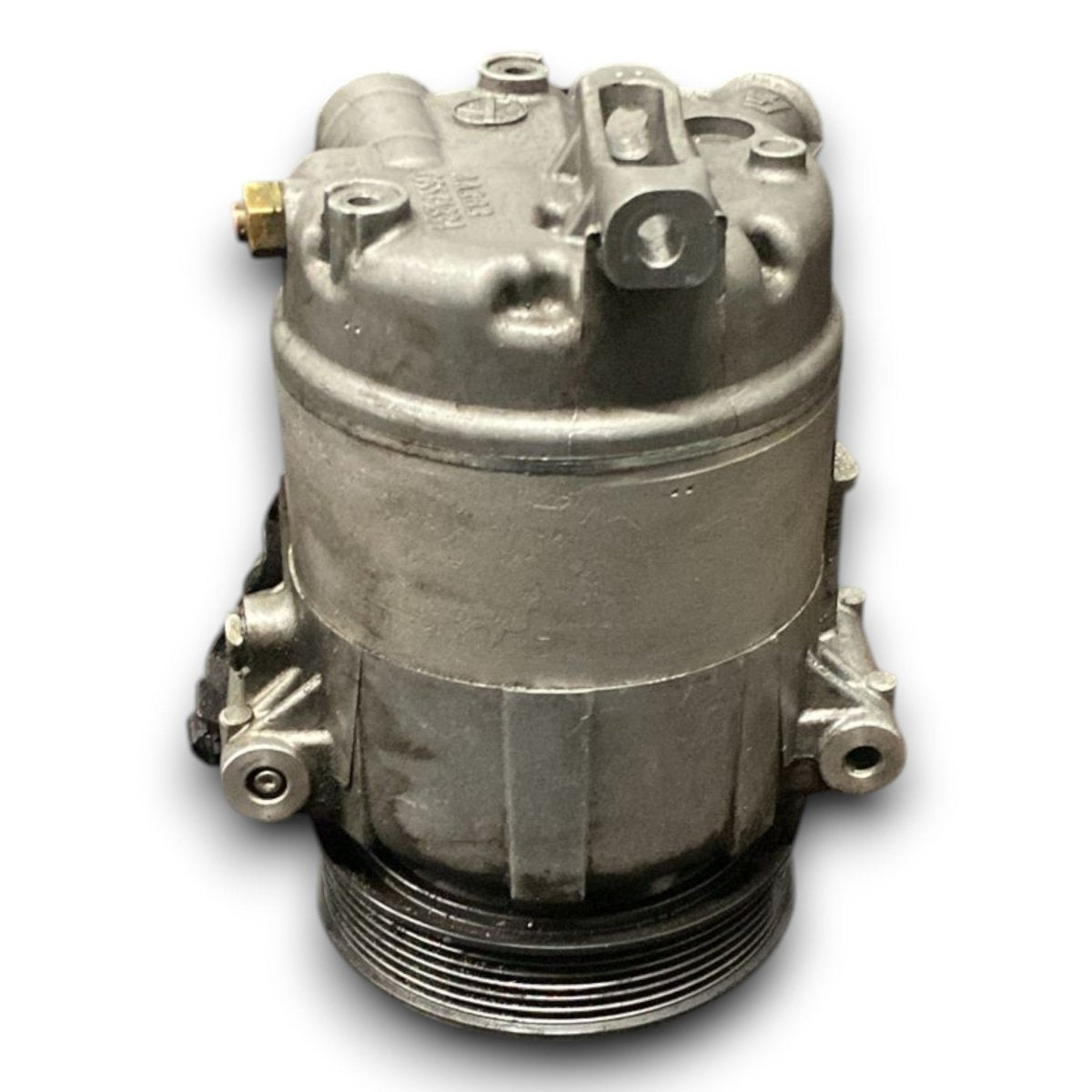 Compressore aria condizionata Maserati Ghibli cod . 01141230 3.0 diesel (2013 >) - F&P CRASH SRL - Ricambi Usati