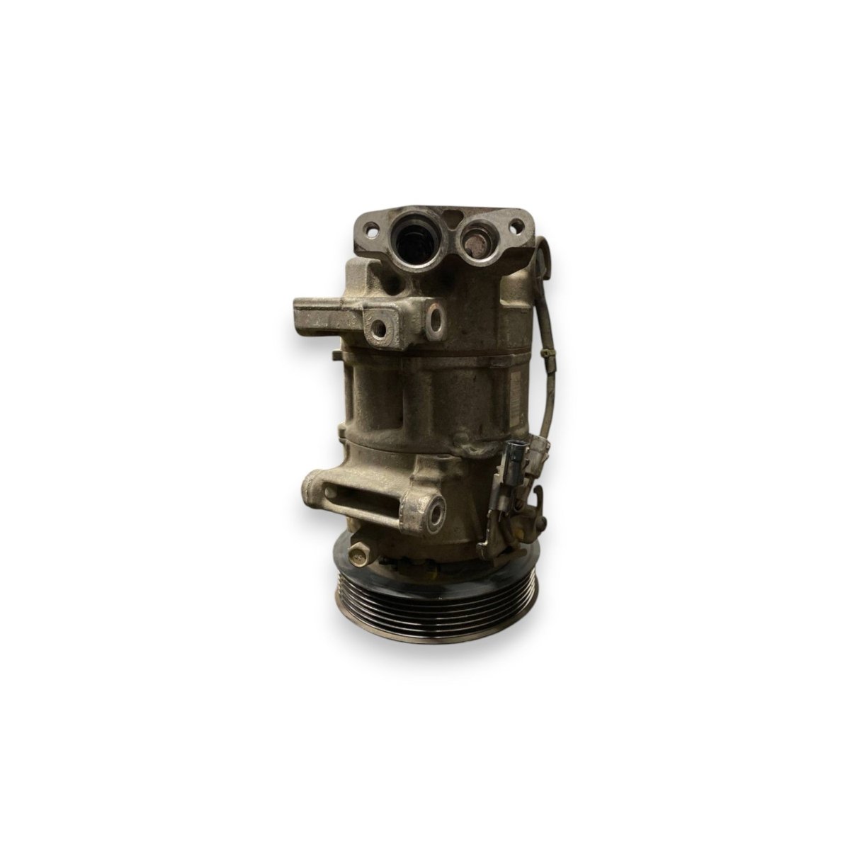Air conditioning compressor nissan qashqai j10 1.5 diesel Code: 926004ea0a (2006 - 2014) - F&P CRASH SRLS - Used Parts
