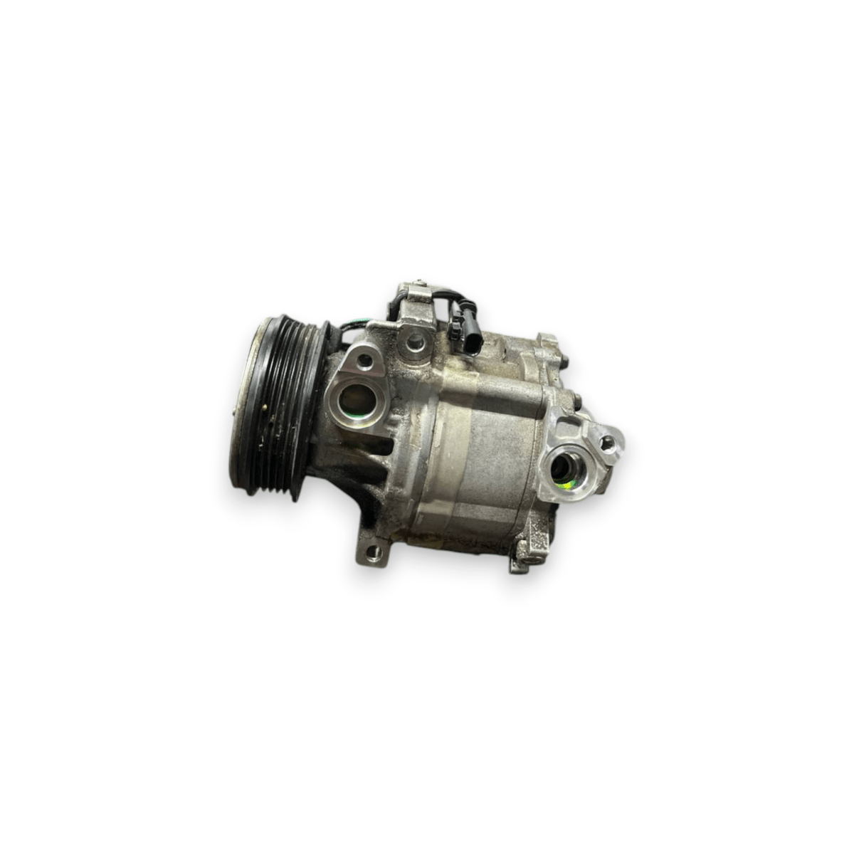 Air Conditioning Compressor Opel Karl 1.0 Petrol (2015 to 2019) code: 42472985 - F&amp;P CRASH SRLS - Used Parts