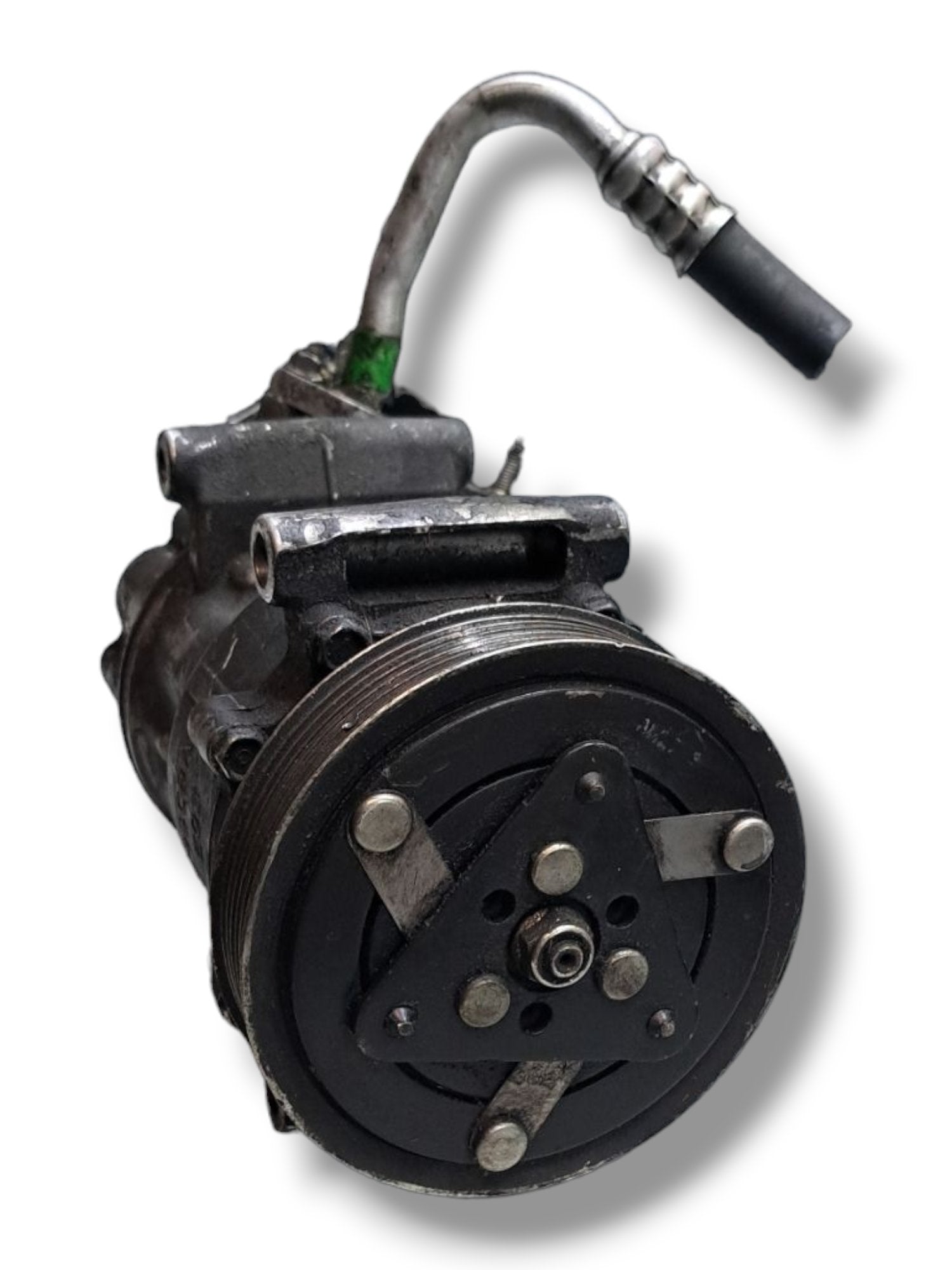 Compressore aria condizionata Peugeot 208 1.4 diesel (2015) COD:9659875780 - F&P CRASH SRLS - Ricambi Usati