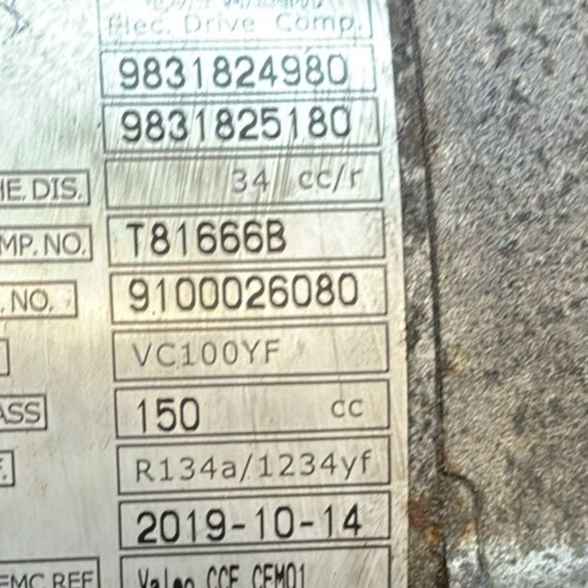 Compressore aria condizionata peugeot 508 2 cod . 9831824980 1.6 benzina ibrida (2018 >) - F&P CRASH SRL - Ricambi Usati