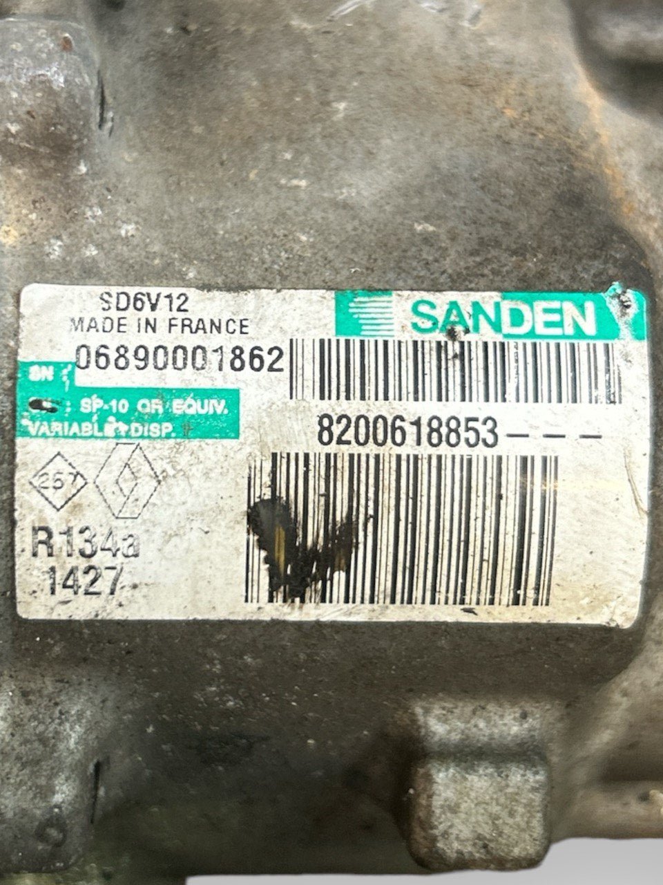 Air Conditioning Compressor Renault Clio II 1.2 Petrol code.8200618853 (1998 > 2010) - F&P CRASH SRLS - Used Parts