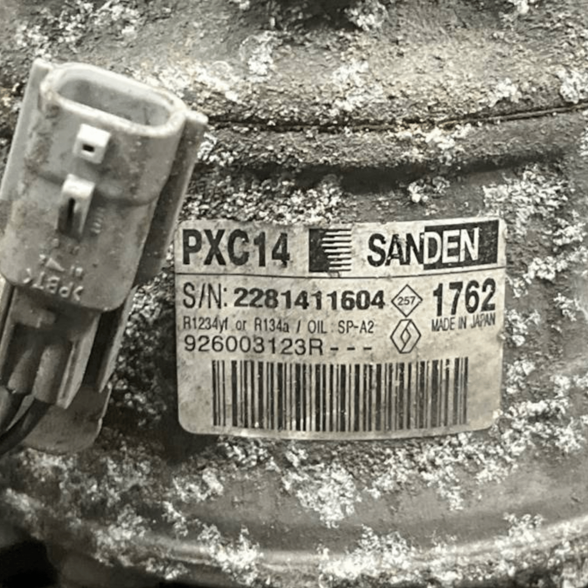 Compressore Aria Condizionata Renault Megane IV 1.5 Diesel (2015 - ) cod: 926003123R - F&P CRASH SRLS - Ricambi Usati