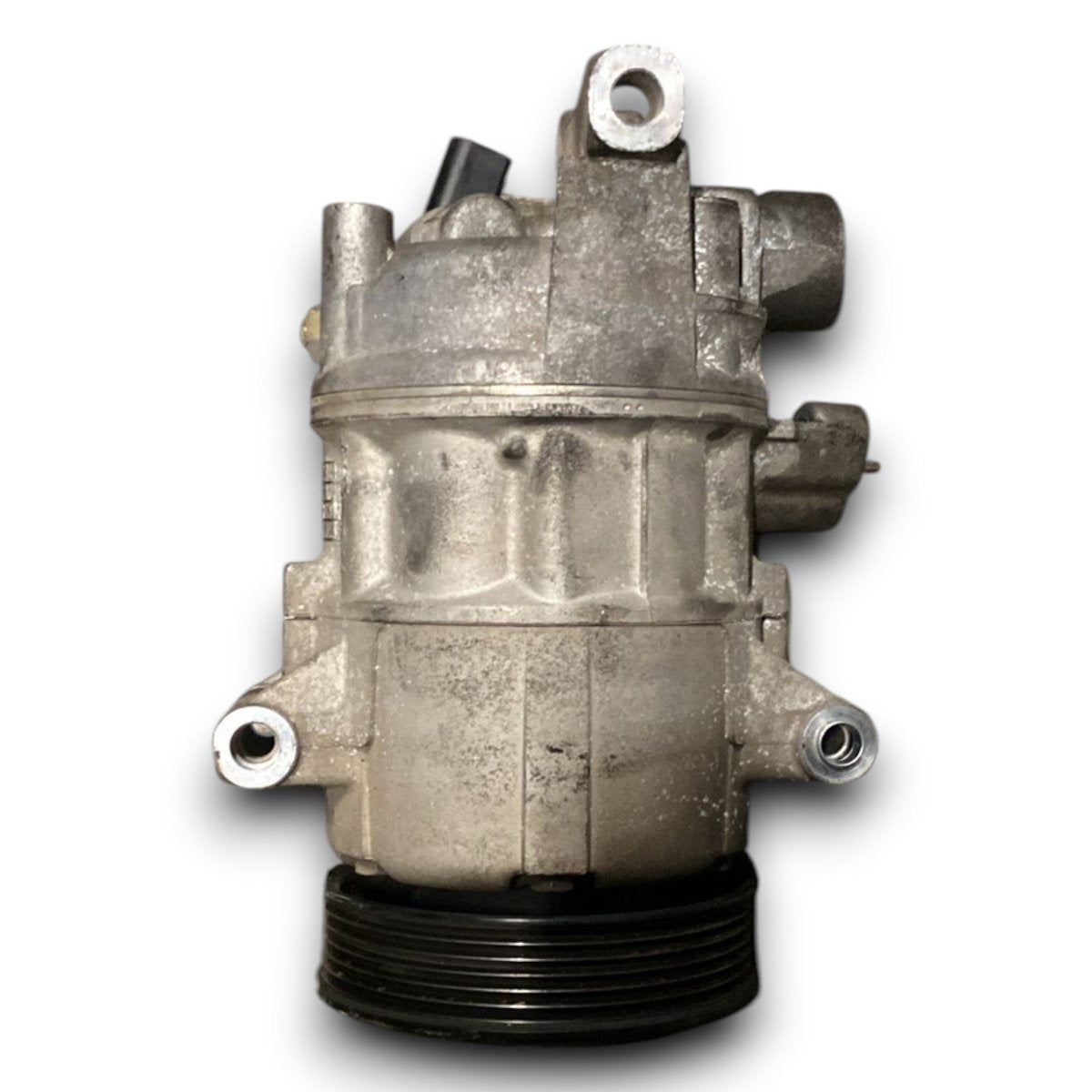 Compressore aria condizionata skoda fabia III cod . 5q0816803b 1.0 benzina (2014 > 2021) - F&P CRASH SRL - Ricambi Usati