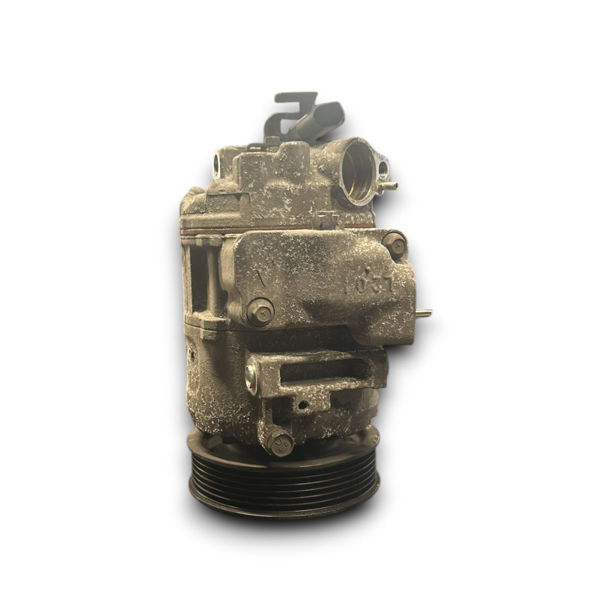 Air Conditioning Compressor Volkswagen Polo IV (9N) code 6Q0820803P 1.4 Diesel (2001 > 2009) - F&P CRASH SRLS - Used Parts