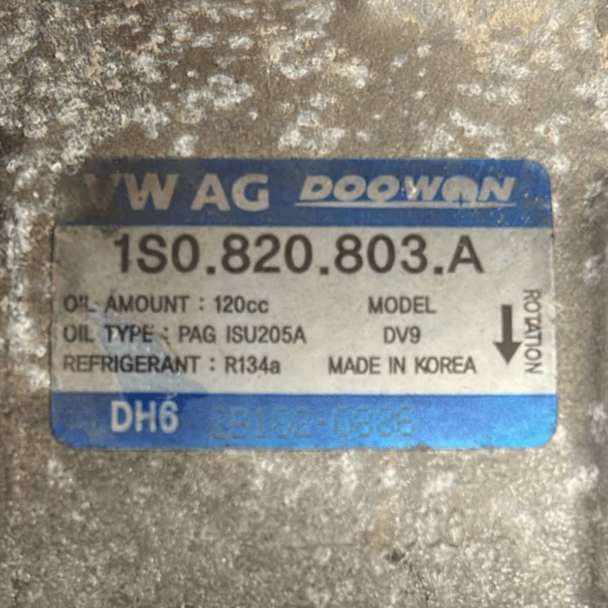 Air conditioning compressor volkswagen up 1.0 petrol code:1S0820803A (2011 > 2024) - F&P CRASH SRLS - Used Parts