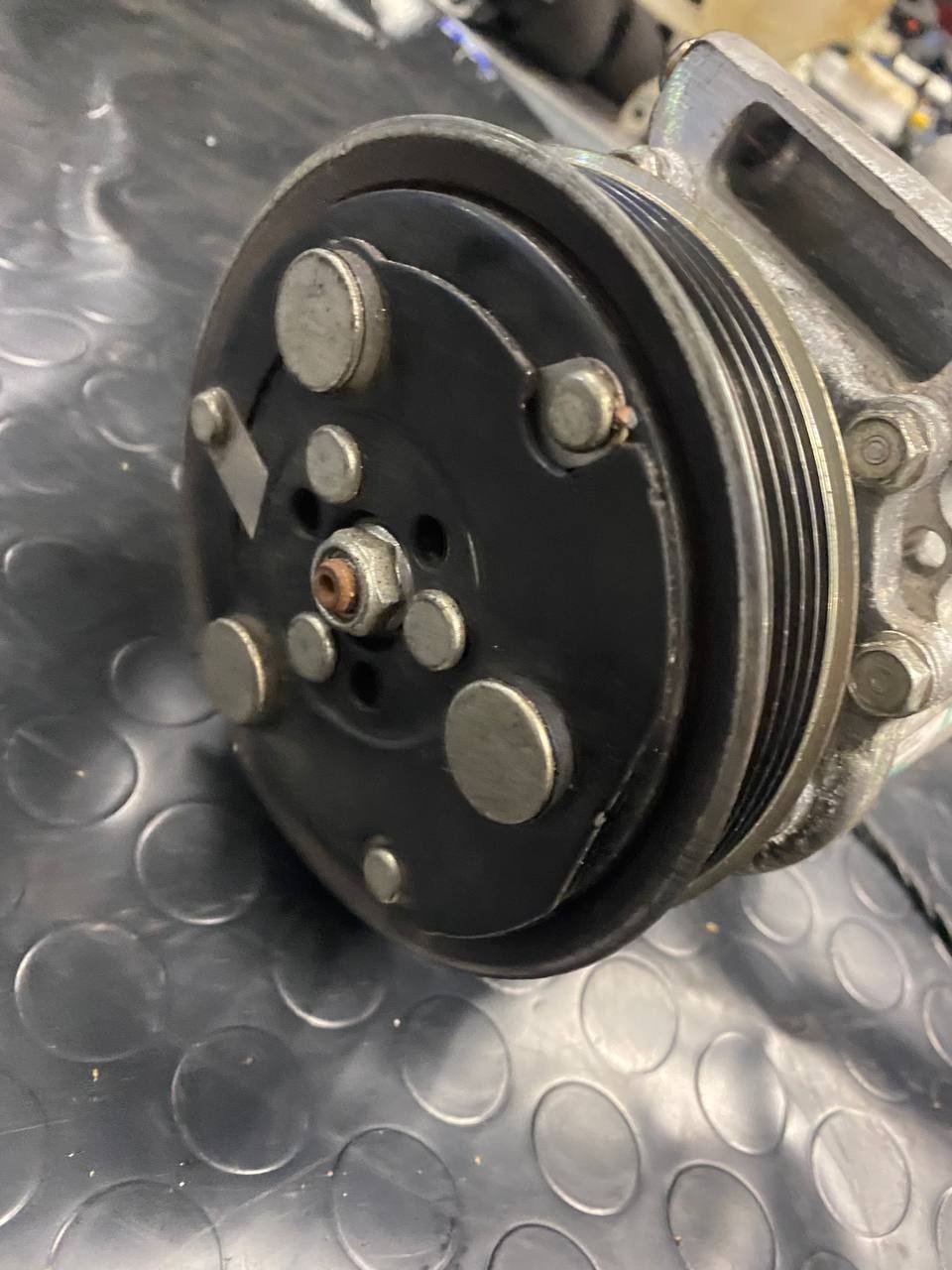 Compressore clima a/C Mini cooper SD 2.0 cod:9213175-04 - F&P CRASH SRLS - Ricambi Usati