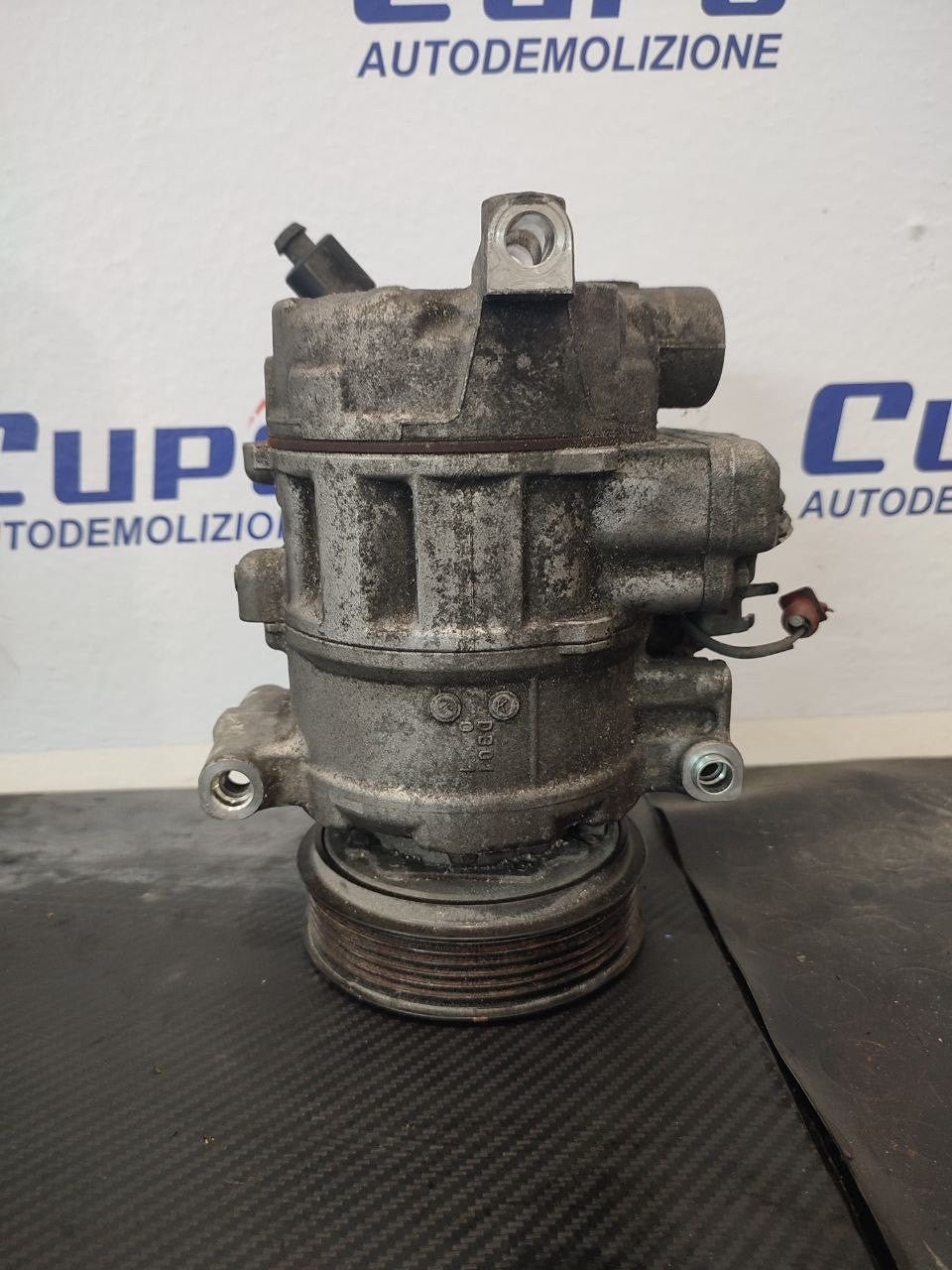 Compressore Clima aria A / C AUDI A5 2.0 tdi cod: 8k0260805n - F&P CRASH SRLS - Ricambi Usati