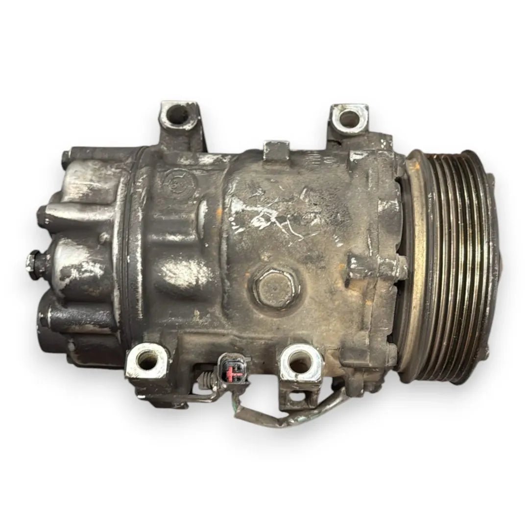Dettaglio Compressore clima Ford Focus 2004–2008 OEM 1368905 - foto 2