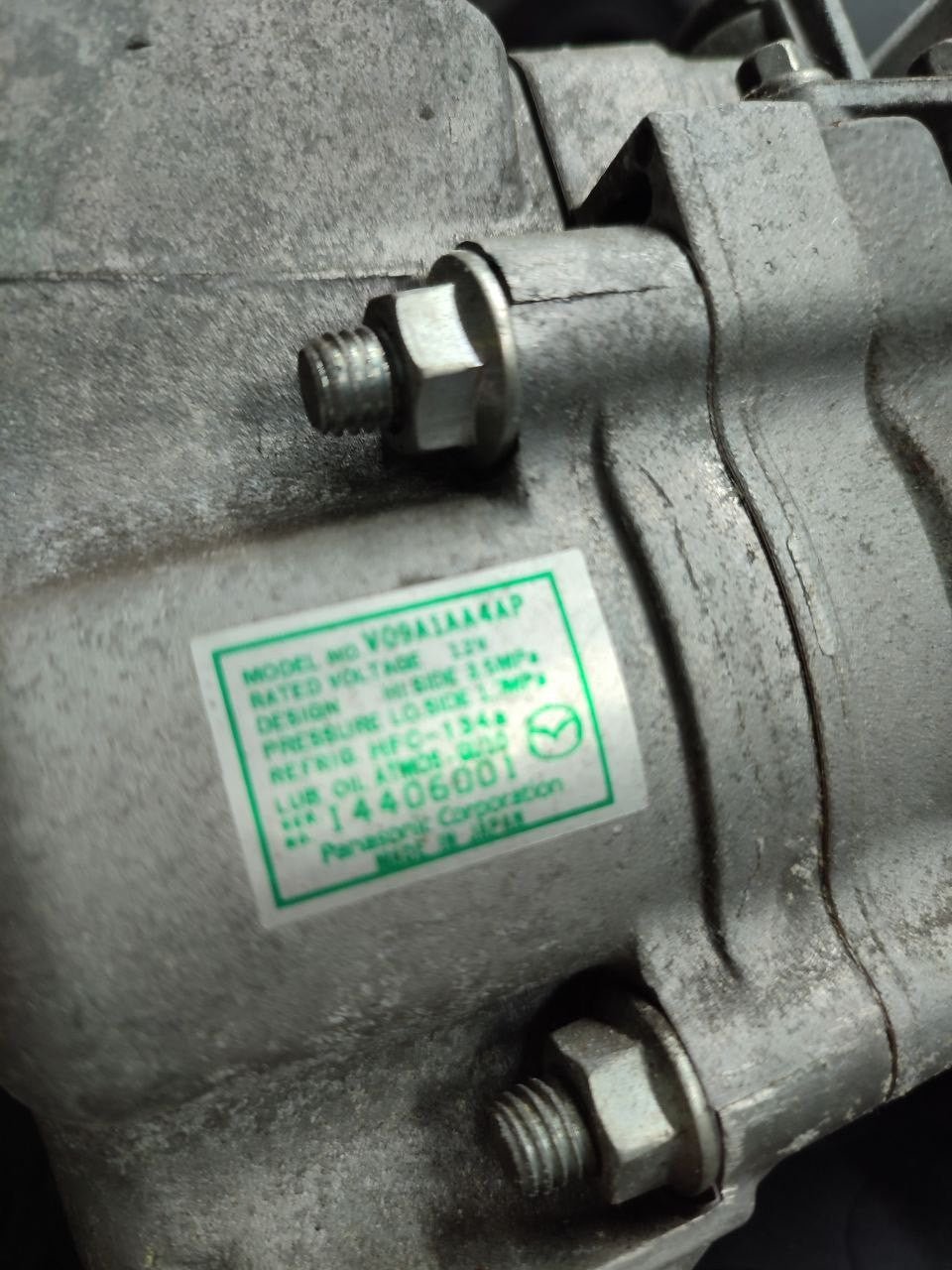 Compressore clima Mazda 2 ( 2008 ) 1.3 benzina cod 14406001 - F&P CRASH SRLS - Ricambi Usati