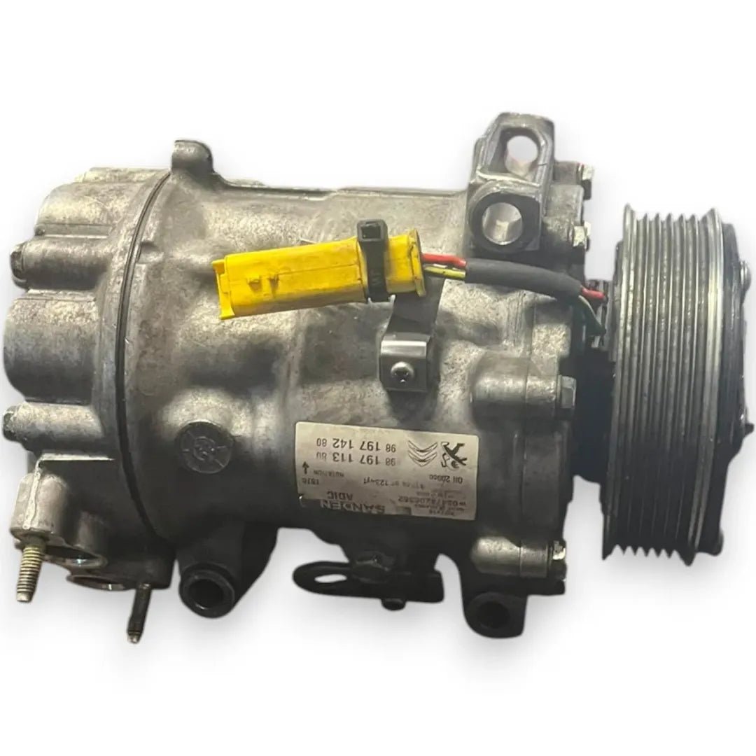 Compressore clima Peugeot Boxer Furgone dal 2014 OEM 9819711380 - F&amp;P CRASH SRL - Ricambi Usati