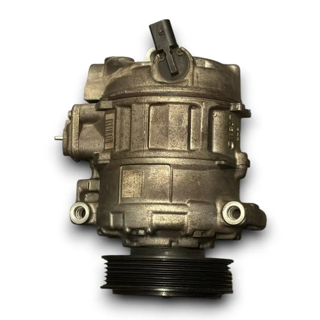 Compressore clima Porsche Panamera OEM 97012601100 - F&P CRASH SRL - Ricambi Usati