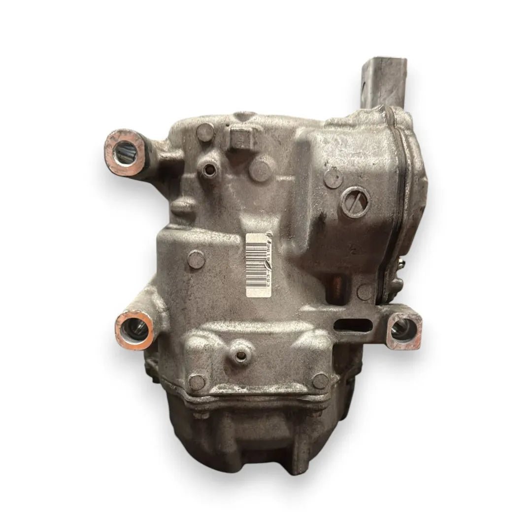 Compressore clima Toyota Yaris 2014–2017 OEM 8837052012