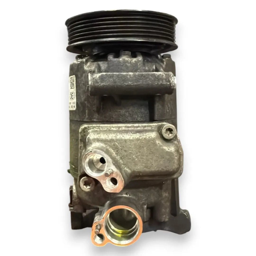 Dettaglio Compressore clima Volkswagen Golf dal 2008 OEM 5K0820803HX - foto 2