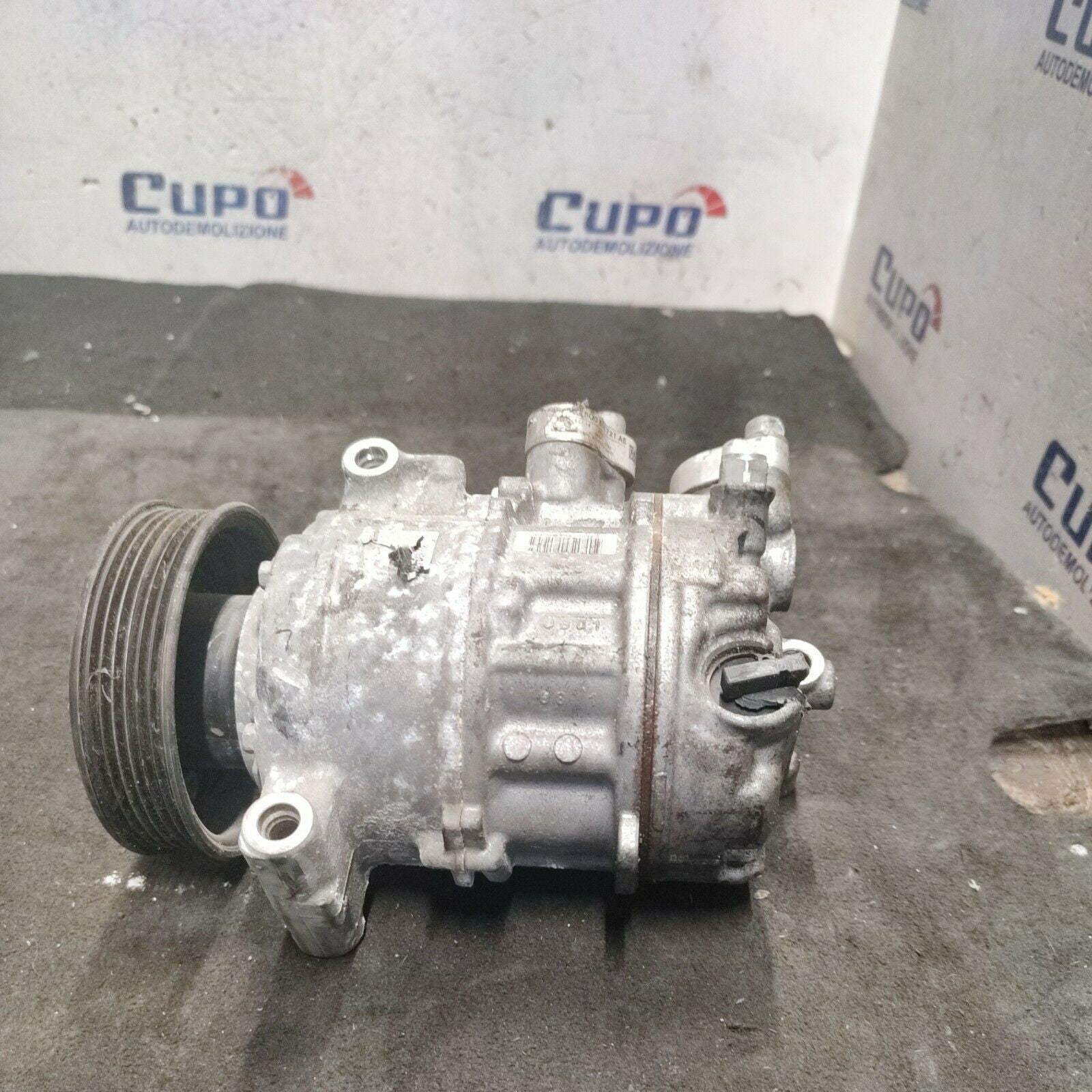 Air Conditioning Compressor for Audi A3 (BENZ) 5Q0816803D SB5648641 5Q0816721AE - F&P CRASH SRLS - Used Parts