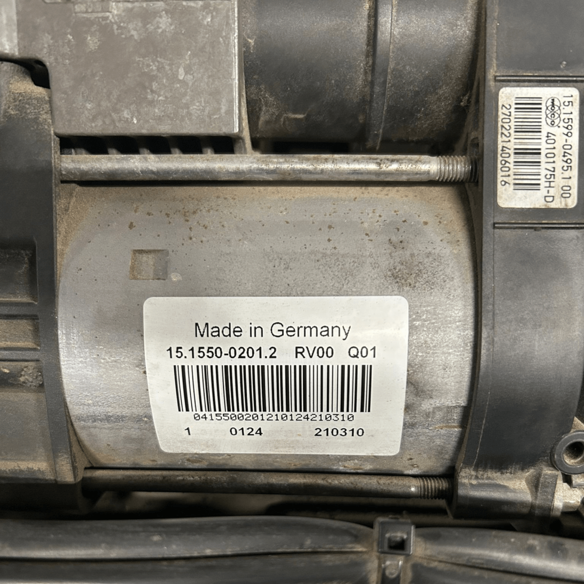 Compressore sospensioni aria maserati levante 3.0 benzina cod:15.1550 - 0201.2 (2016 >) - F&P CRASH SRL - Ricambi Usati