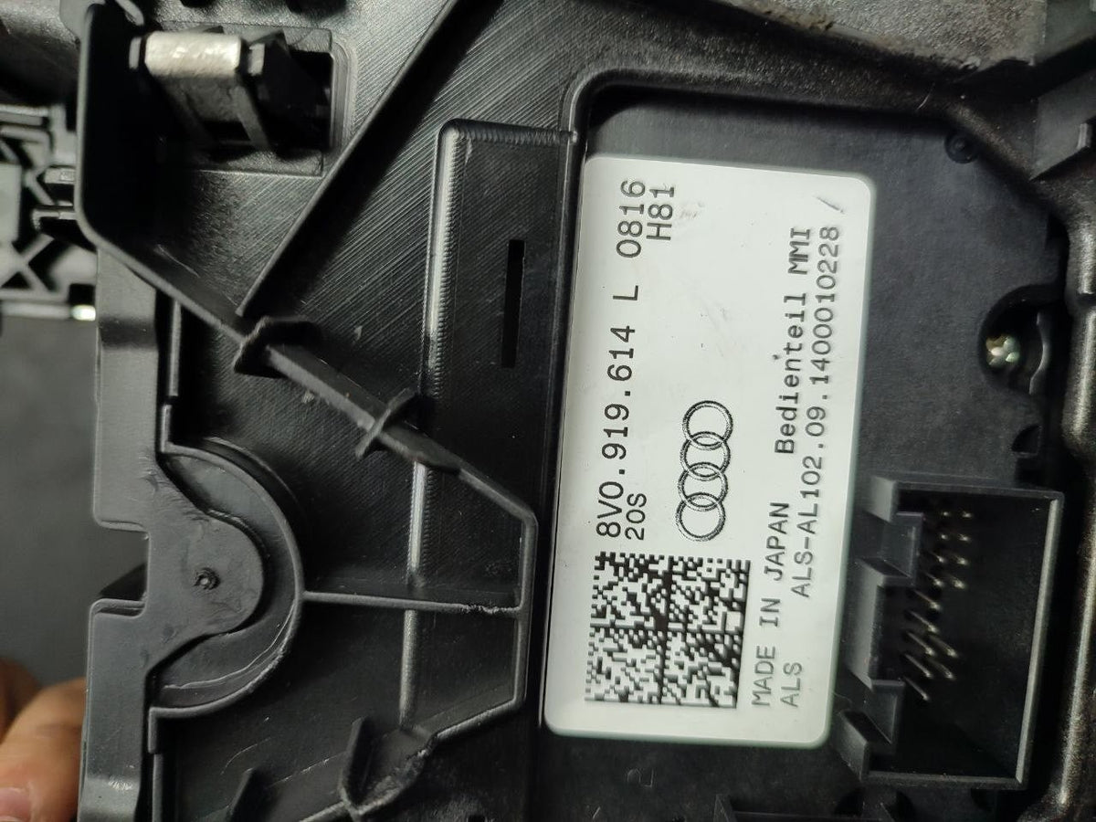 Console pannello centrale Audi S3 ( 2016 - 8v1 ) 2.0 tfsi cod 8v0919614l - F&P CRASH SRLS - Ricambi Usati