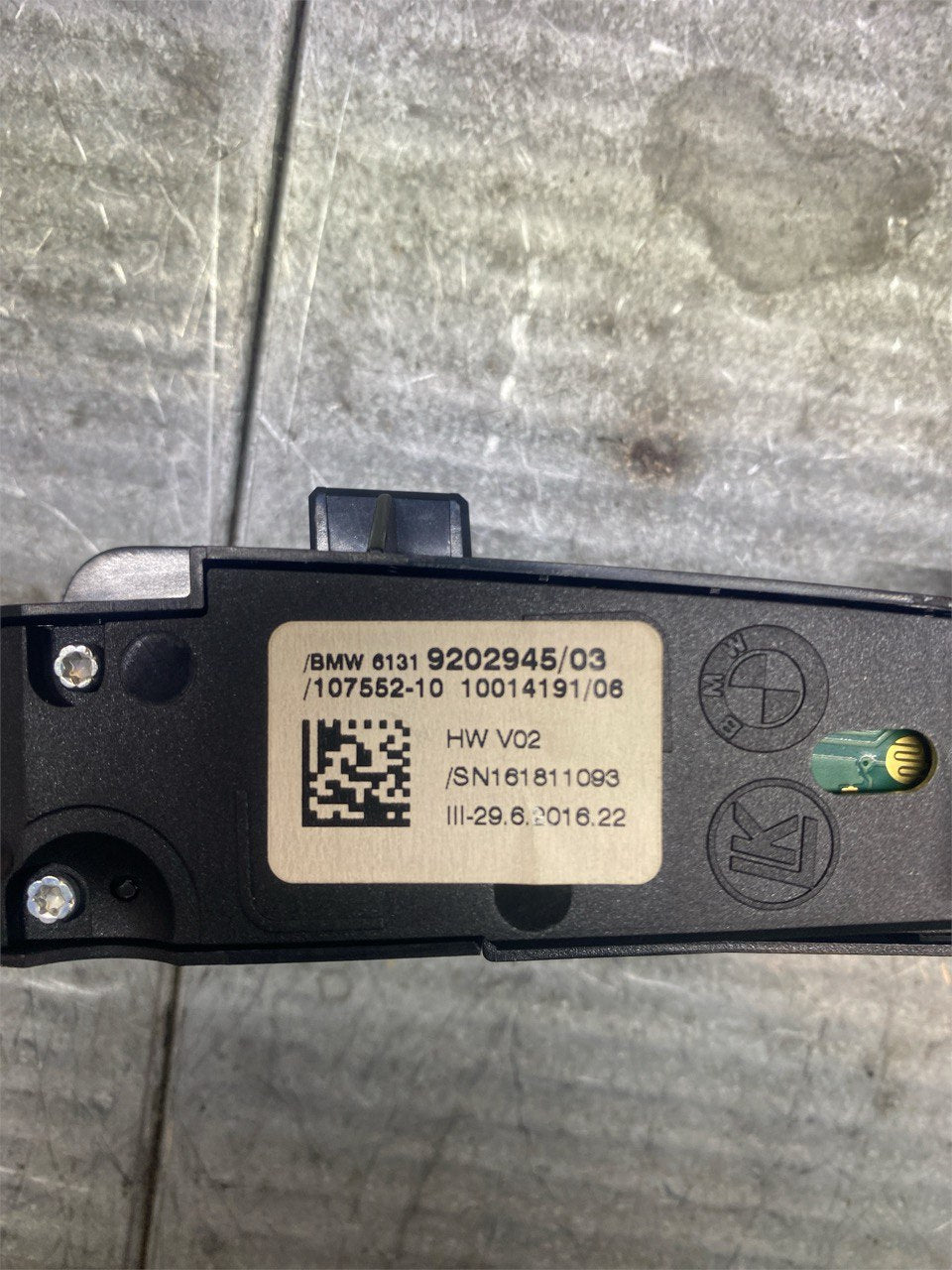 Control switches driving mode suspensions BMW Series 5 (F10 - 2013) code: 9202945 03 - F&P CRASH SRLS - Used Spare Parts