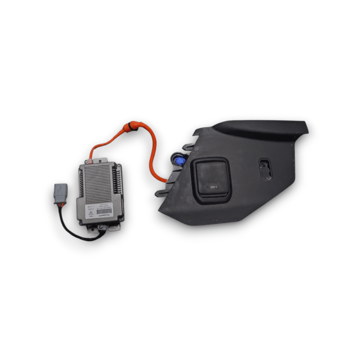 Convertitore di tensione + presa peugeot partner cod: 9820452180 (2018 - ) - F&amp;P CRASH SRL - Ricambi Usati