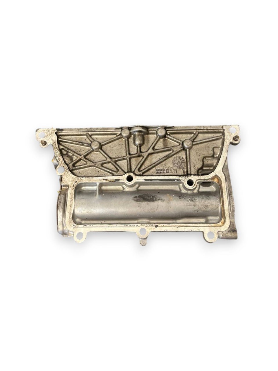 Side Cover Engine Head Mercedes - Benz Class C W205 / Mercedes - Benz Class A W176 / Mercedes - Benz Class E W212 / Mercedes - Benz Class B W246 / Mercedes - Benz Gla 2.2 Diesel (2014 to 2021) code: A6510150601 - F&P CRASH SRLS - Used Spare Parts