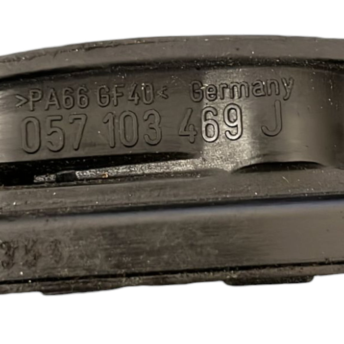 Audi A8 (D3) Valve Cover code:057103469J 4.2 Diesel (2002 > 2009) - F&P CRASH SRLS - Used Parts