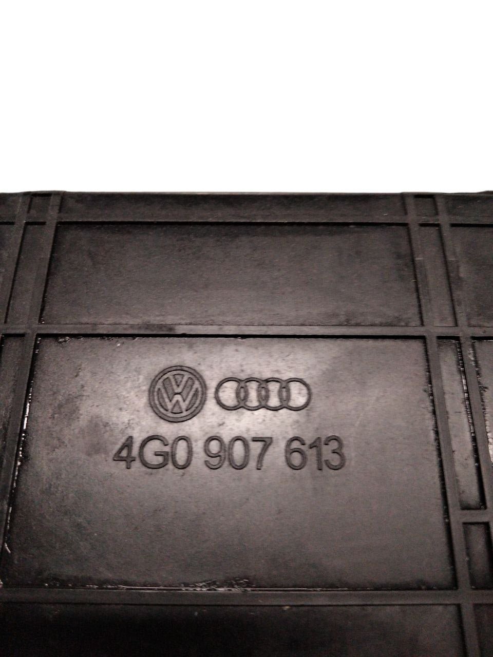 Cover / Box Night Vision Control Unit Audi A8 4H (2010 - 2017) cod.4G0907613 - F&P CRASH SRLS - Used Parts