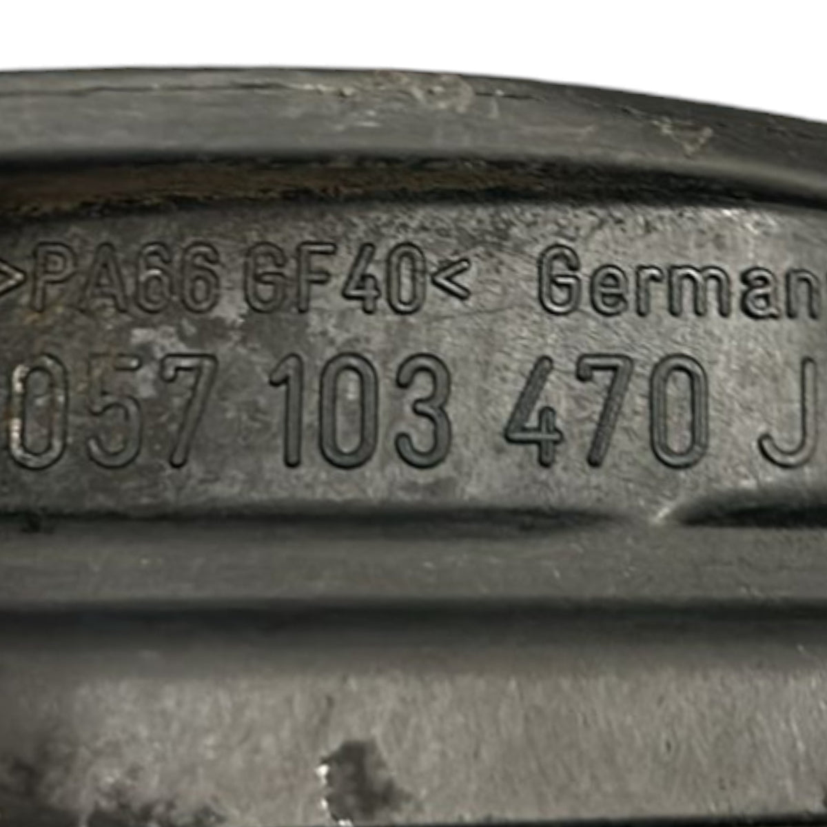 Coperchio Valvola / Punterie Audi A8 (D3 / 4E) cod.057103470J 4.2 Diesel (2002 > 2009) - F&P CRASH SRLS - Ricambi Usati