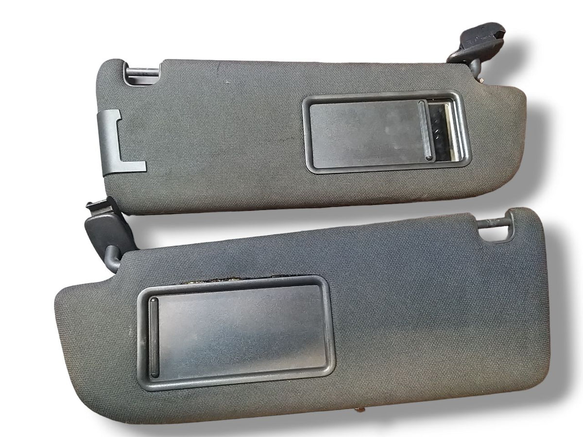 Coppia Alette Parasole Audi A6 ( 2007 ) Cod : 4F0857551K/L / 4F0857552K/L - F&amp;P CRASH SRLS - Ricambi Usati