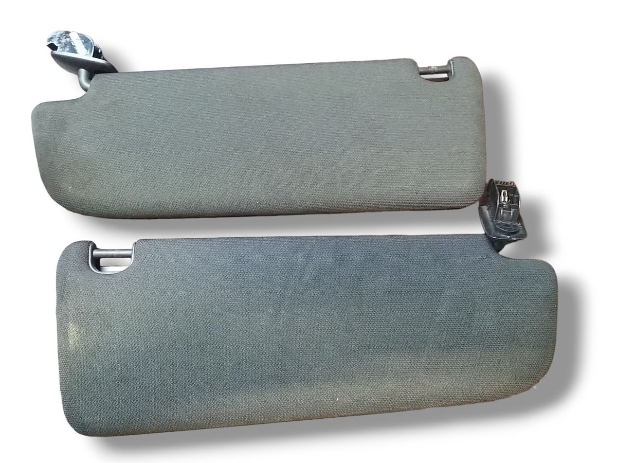 Coppia Alette Parasole Audi A6 ( 2007 ) Cod : 4F0857551K/L / 4F0857552K/L - F&P CRASH SRLS - Ricambi Usati