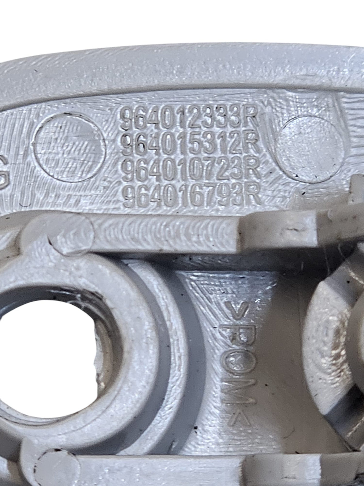 Coppia Alette Parasole Dacia Sandero (2012 - 2020) Cod:964012333R / 964004591R - F&P CRASH SRLS - Ricambi Usati