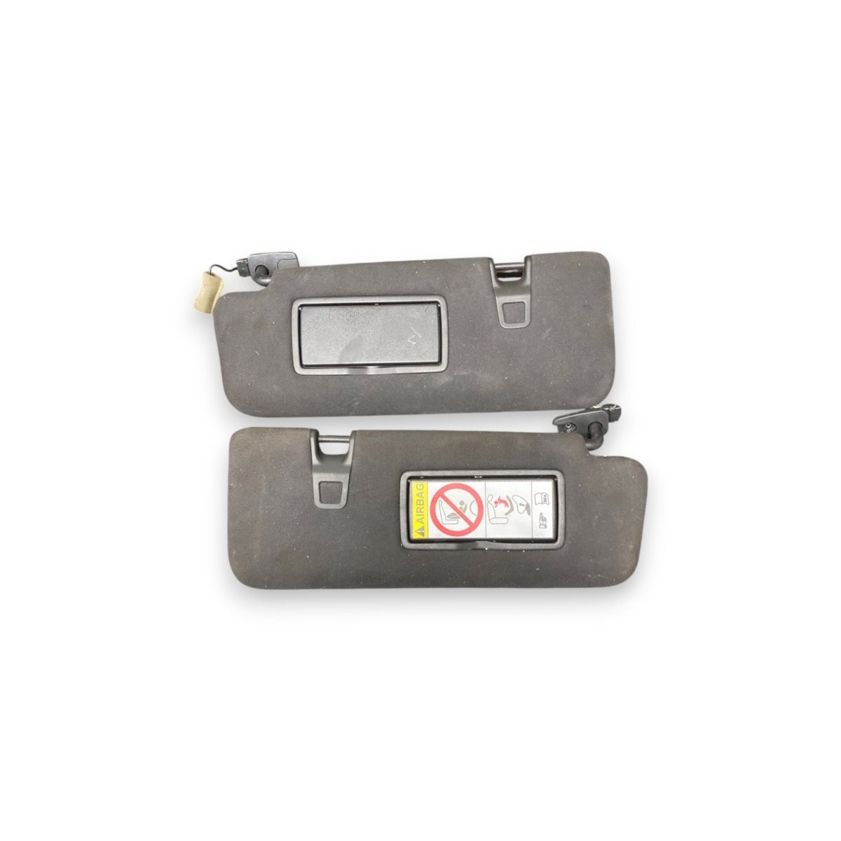 Coppia alette parasole maserati grecale (2022 - ) - F&P CRASH SRLS - Ricambi Usati