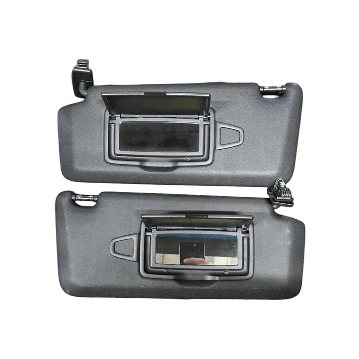 Coppia Alette Parasole Mercedes - Benz GLA H247 cod.A1778106200 / A1778106100 (2019 - >) - F&P CRASH SRLS - Ricambi Usati