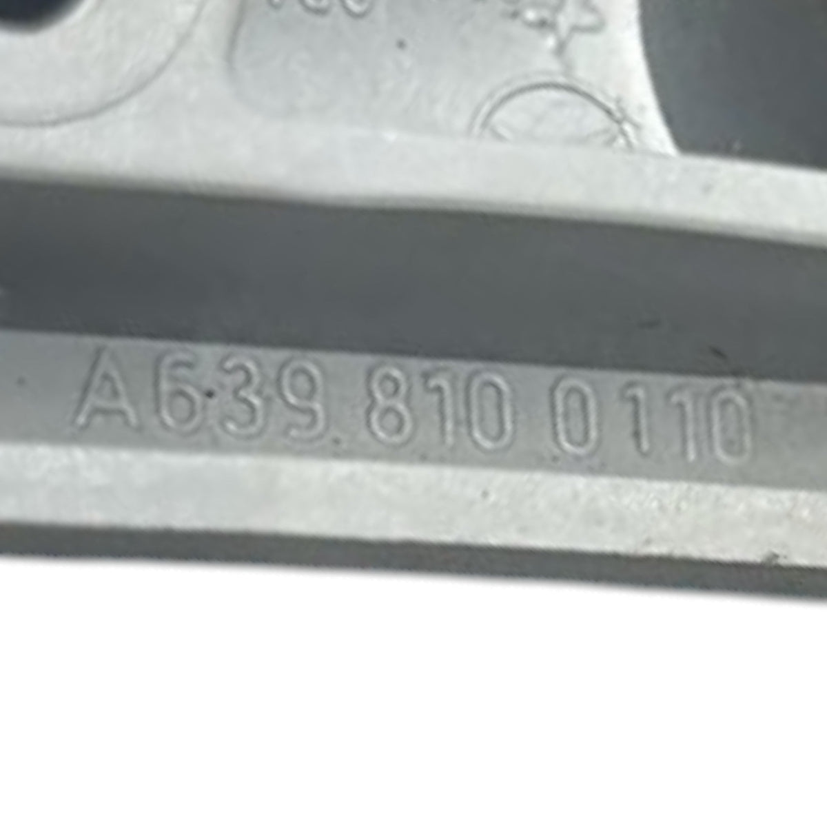 Coppia Alette Parasole Mercedes Benz Viano (W639) cod.A6398100110 (2003 > 2013) cod.A6398100010 - F&P CRASH SRLS - Ricambi Usati