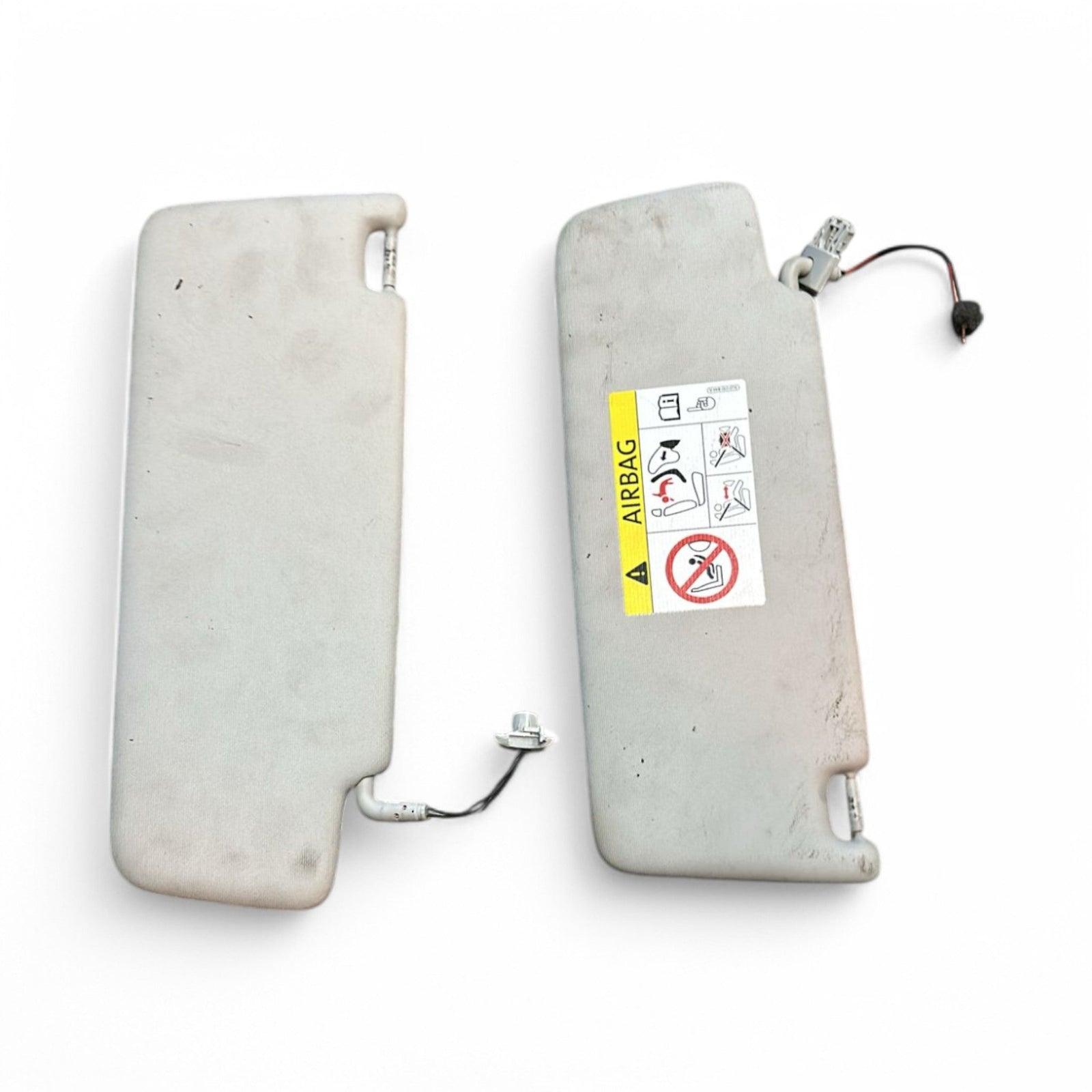 Coppia Alette Parasole Seat Leon (2013 > 2019) - F&P CRASH SRLS - Ricambi Usati