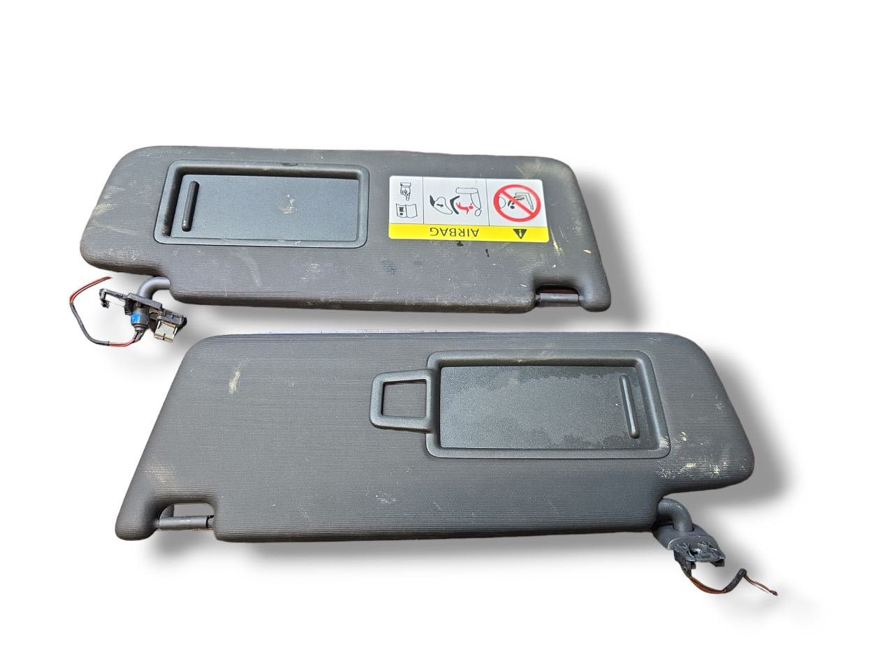 Coppia Alette Parasole Seat Leon ( 2013 - 2019 ) Cod : 5F0867551AJ - F&P CRASH SRLS - Ricambi Usati