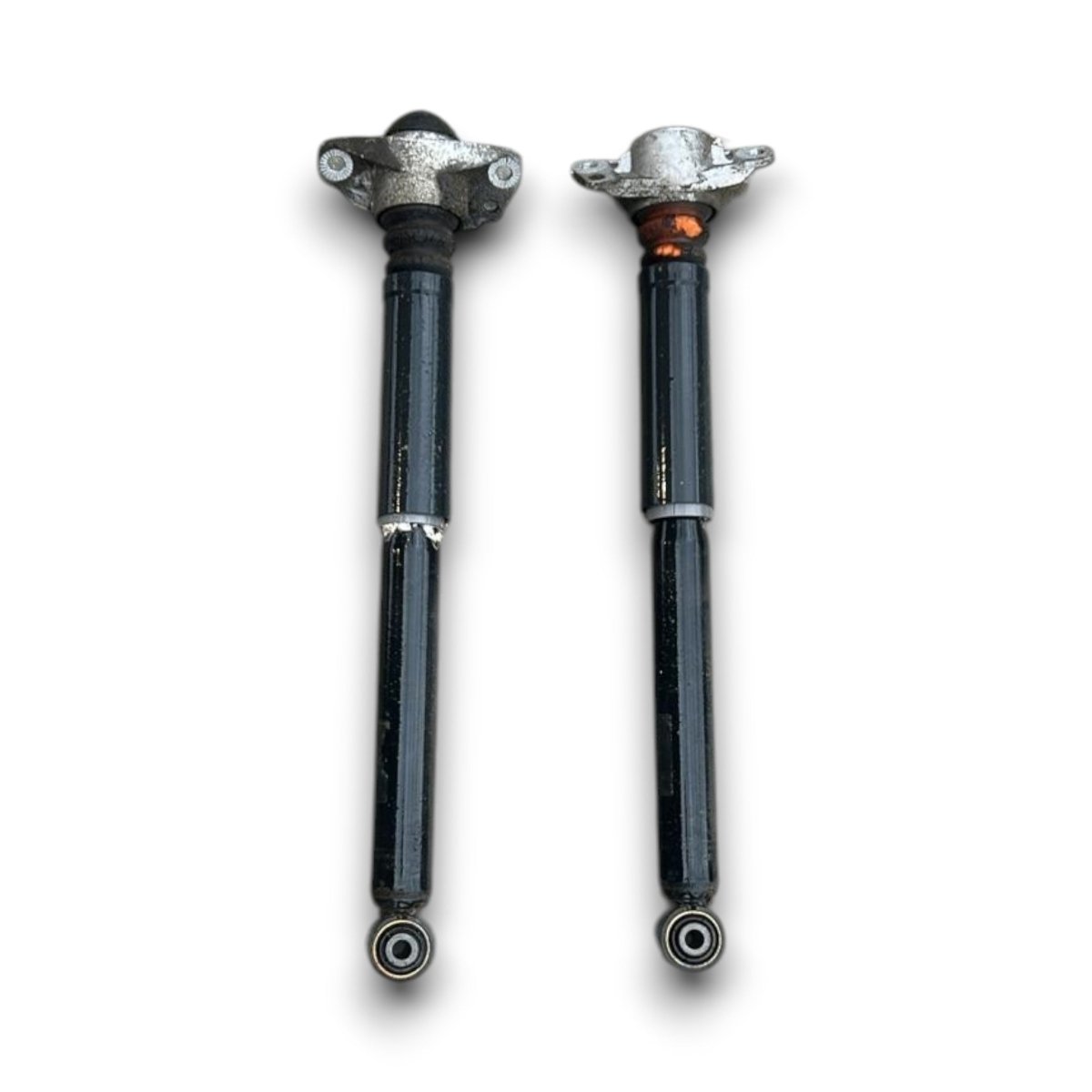 Coppia ammortizzatori posteriori Audi A3 (8P) 1.6 diesel (2003 > 2013) - F&P CRASH SRL - Ricambi Usati