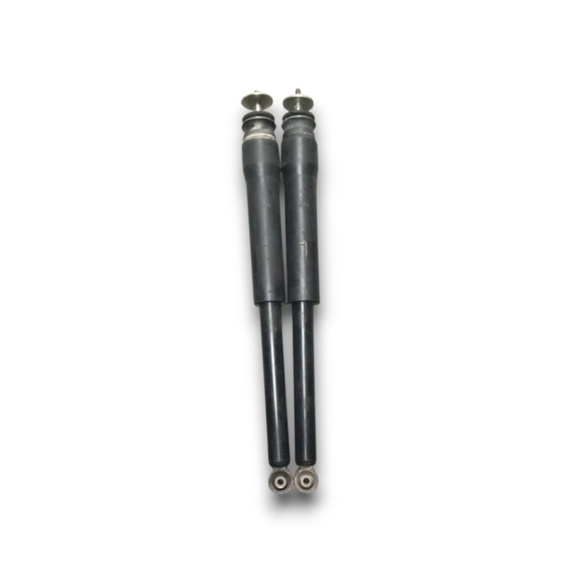 coppia ammortizzatori toyota yaris IV cod . 48530 - 0dj50 (2020 >) - F&P CRASH SRL - Ricambi Usati