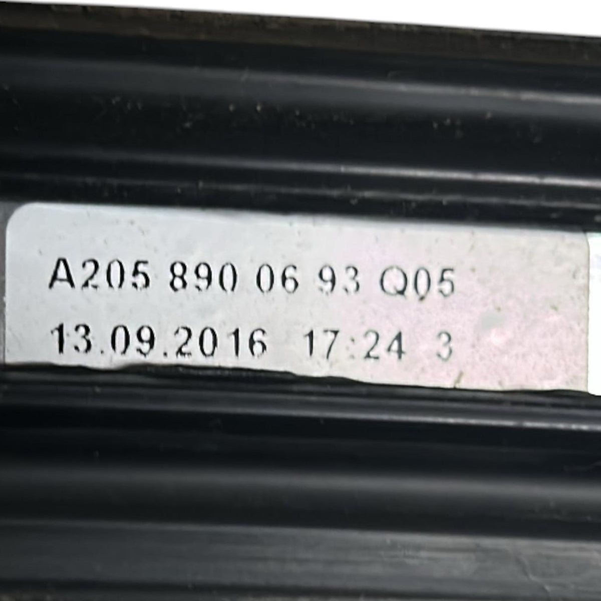 Coppia Barre Longitudinali Mercedes Benz Classe C (W205) sw cod.A2058900693 (2014 > 2021) cod.A2058900593 - F&P CRASH SRLS - Ricambi Usati