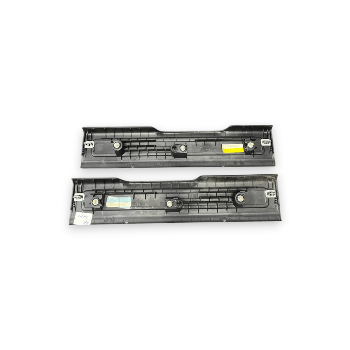 Coppia Battitacco anteriore destro (dx) sinistro (sx) Land Rover Evoque L538 (2011 al 2018) cod: BJ32 - 13200 - A / cod: BJ32 - 13201 - A - F&P CRASH SRLS - Ricambi Usati