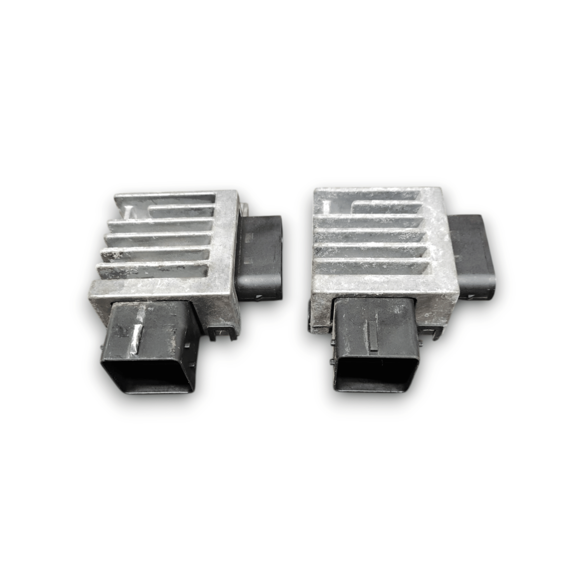 Coppia Centralina Preriscaldamento Candelette Renault Master III COD: 271203982R (2020 - ) - F&P CRASH SRLS - Ricambi Usati