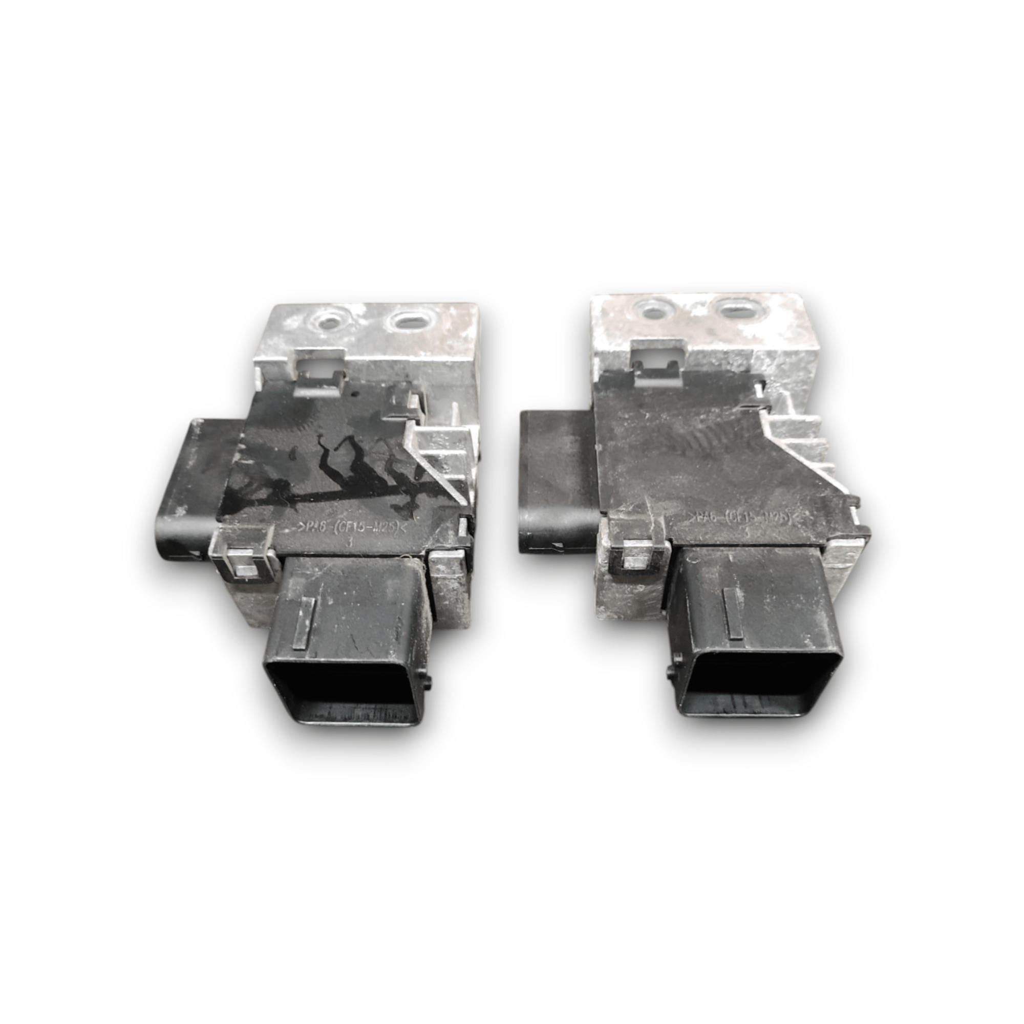 Coppia Centralina Preriscaldamento Candelette Renault Master III COD: 271203982R (2020 - ) - F&P CRASH SRLS - Ricambi Usati