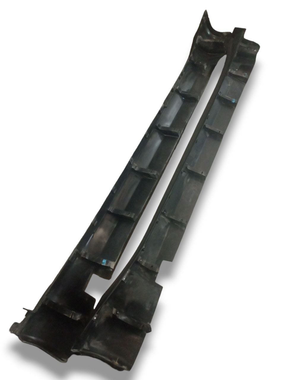Coppia minigonne/ Modanatura Sottoporta laterale Jeep Compass 4XE (2022) cod: 53224110 / 532241101 - F&P CRASH SRLS - Ricambi Usati
