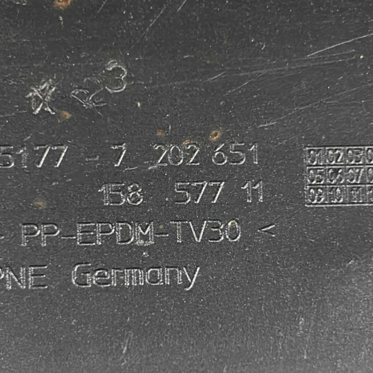 Coppia Minigonne Nere BMW Serie 3 (E90) Berlina cod.7202652 (2005 > 2013) cod.7202651 - F&P CRASH SRLS - Ricambi Usati