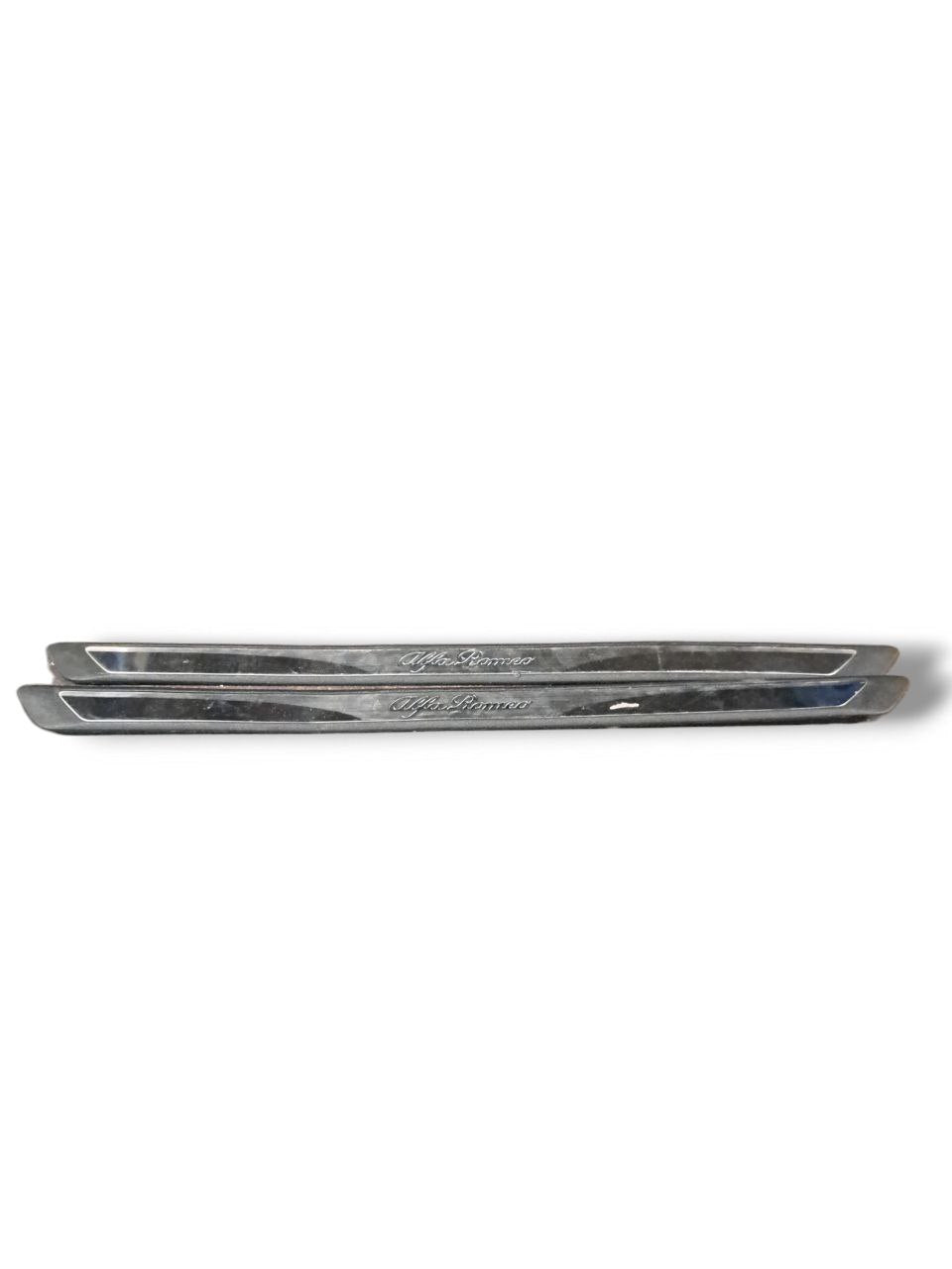 Pair of front door sill trim for Alfa Romeo Stelvio (2018) - F&P CRASH SRLS - Used Parts