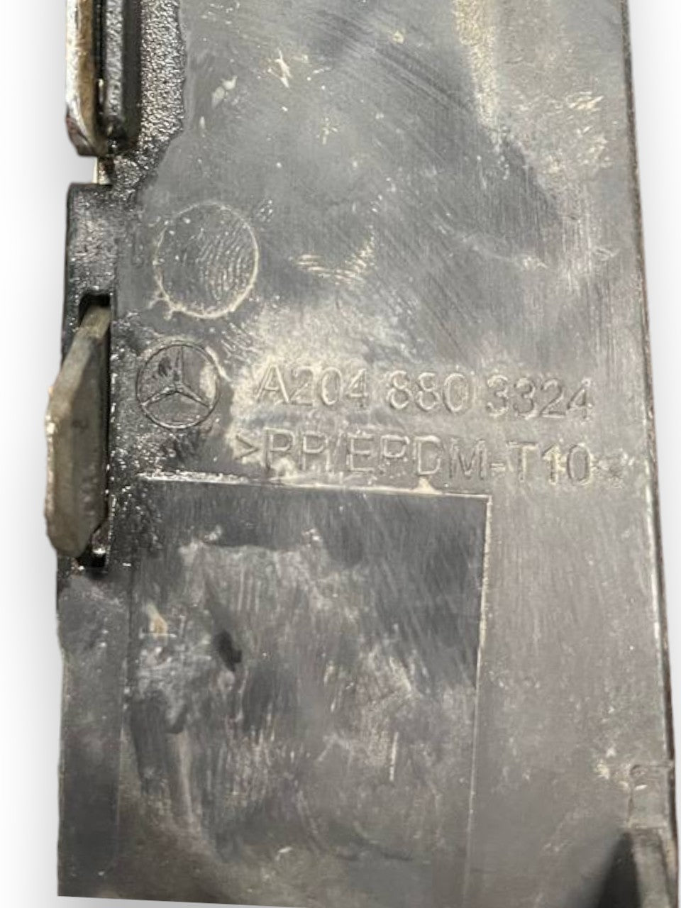 Cornice / Copertura Faro Fendinebbia anteriore destra (dx) Mercedes Classe C W204 (2007>) cod: A2048803324 - F&P CRASH SRLS - Ricambi Usati