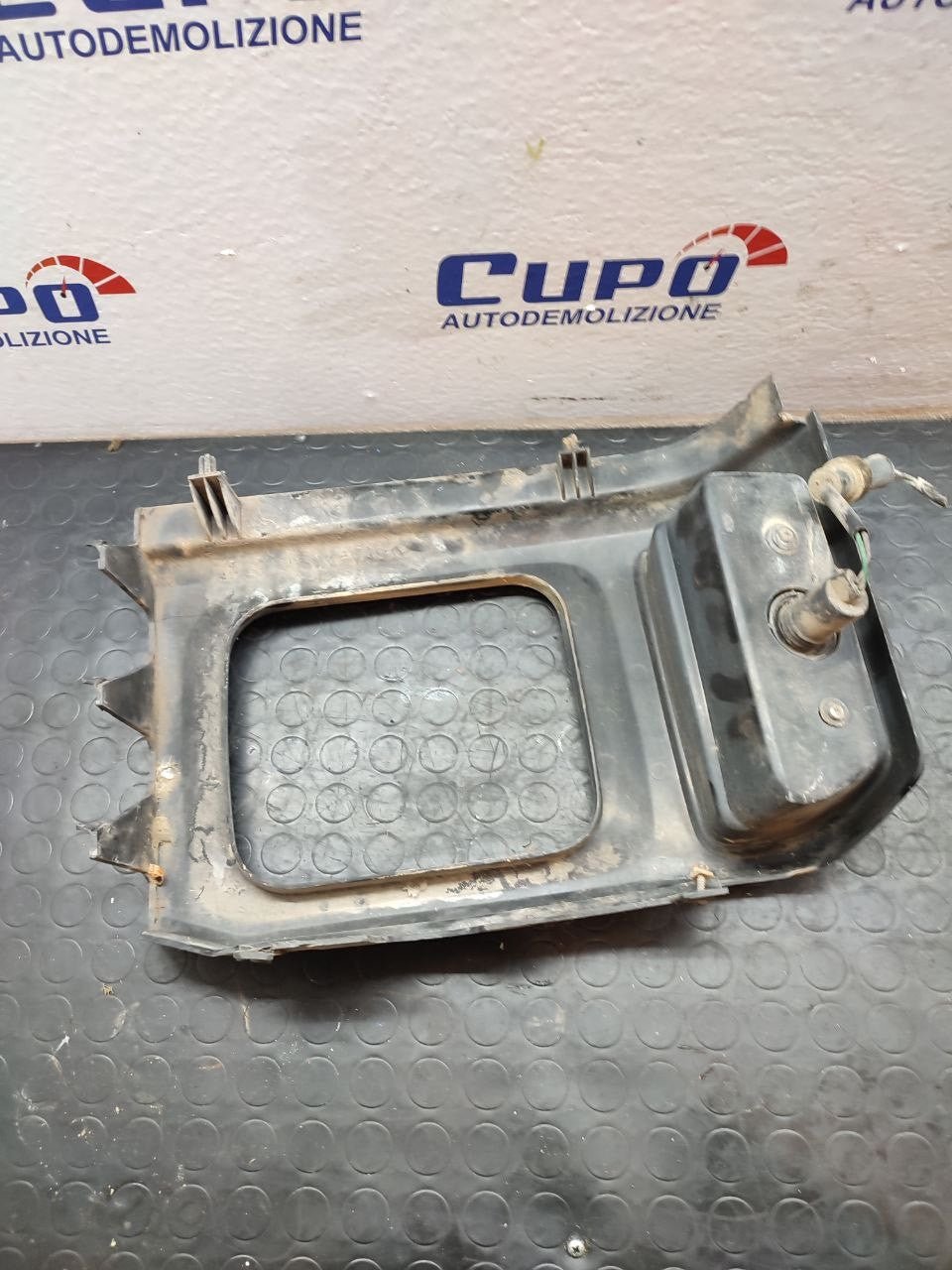 Cornice faro anteriore sinistro Land Rover Discovery I ( 1989 ) cod 602210 - F&P CRASH SRLS - Ricambi Usati