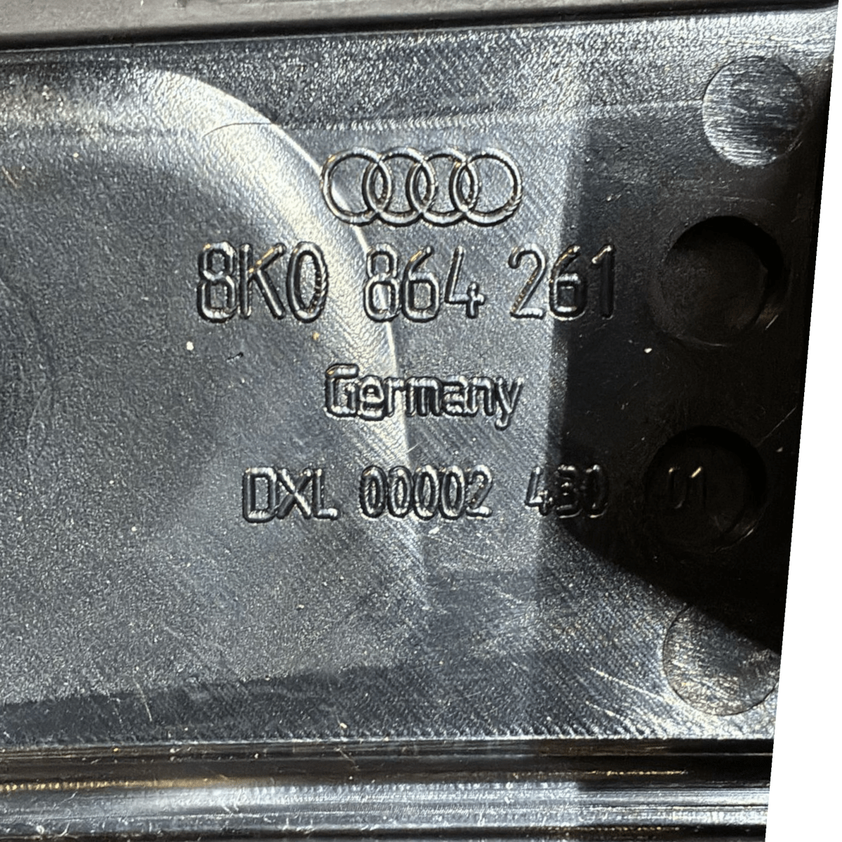 Cornice leva cambio audi a4 b8 cod : 8K086426 (2007 - 2016) - F&P CRASH SRL - Ricambi Usati